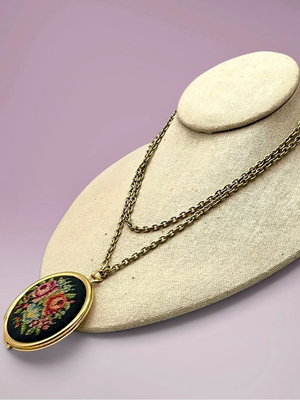 Vintage 1977 Avon Needlepoint Floral Locket Necklace Gold Tone
